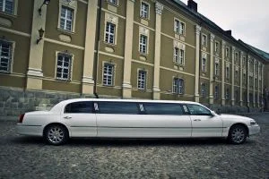 1 limuzyny002 lincoln town car new york 120