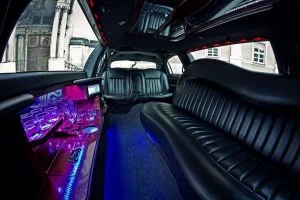 4 limuzyny002 lincoln town car new york 120