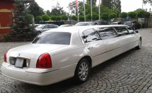 7 limuzyny002 lincoln town car new york 120